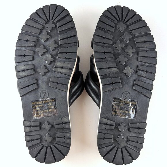 Time and Tru Black Criss Cross Sandals Size 7 - Picture 7 of 9